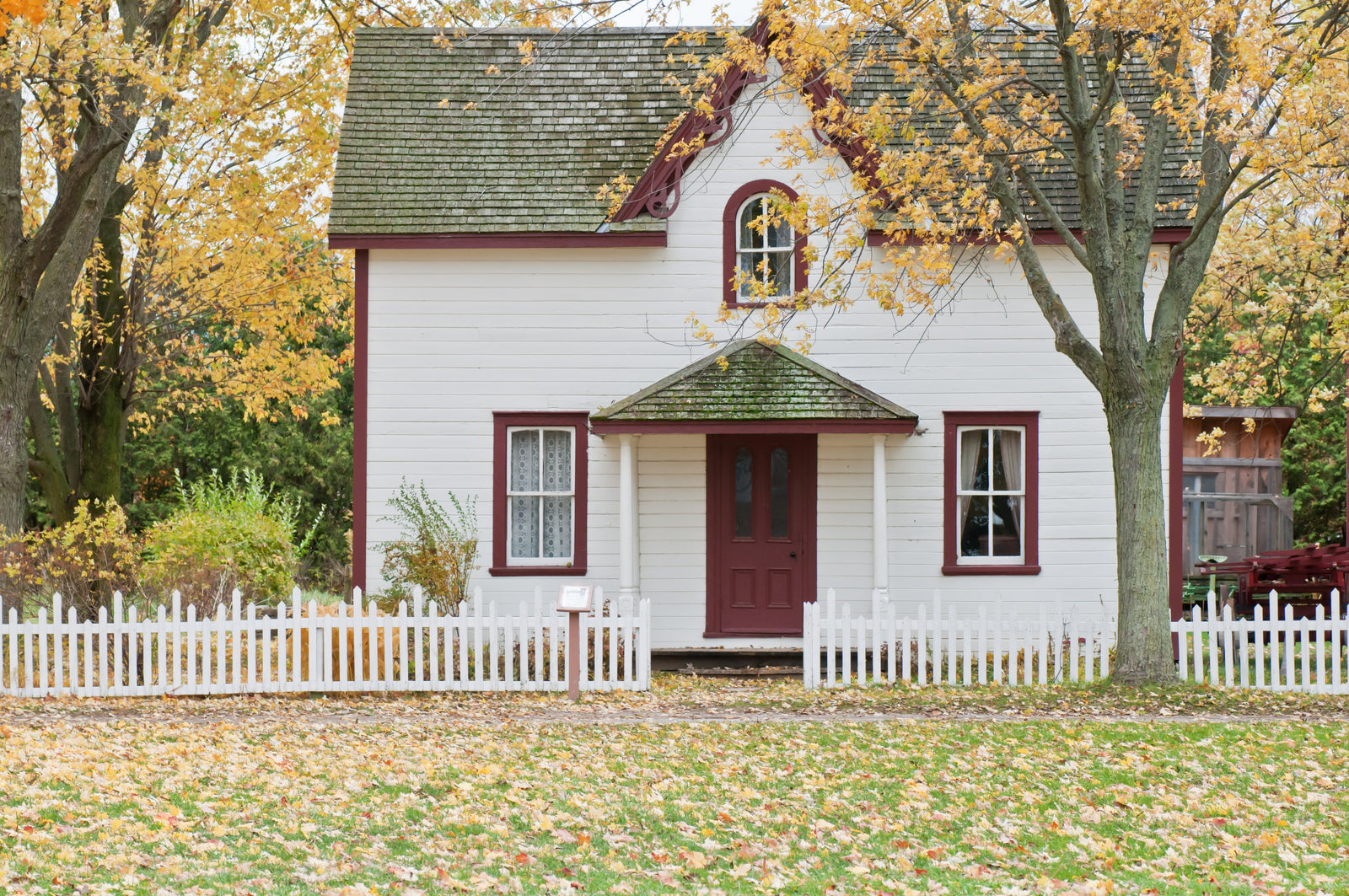 Solar Power Solutions for Cottage Owners